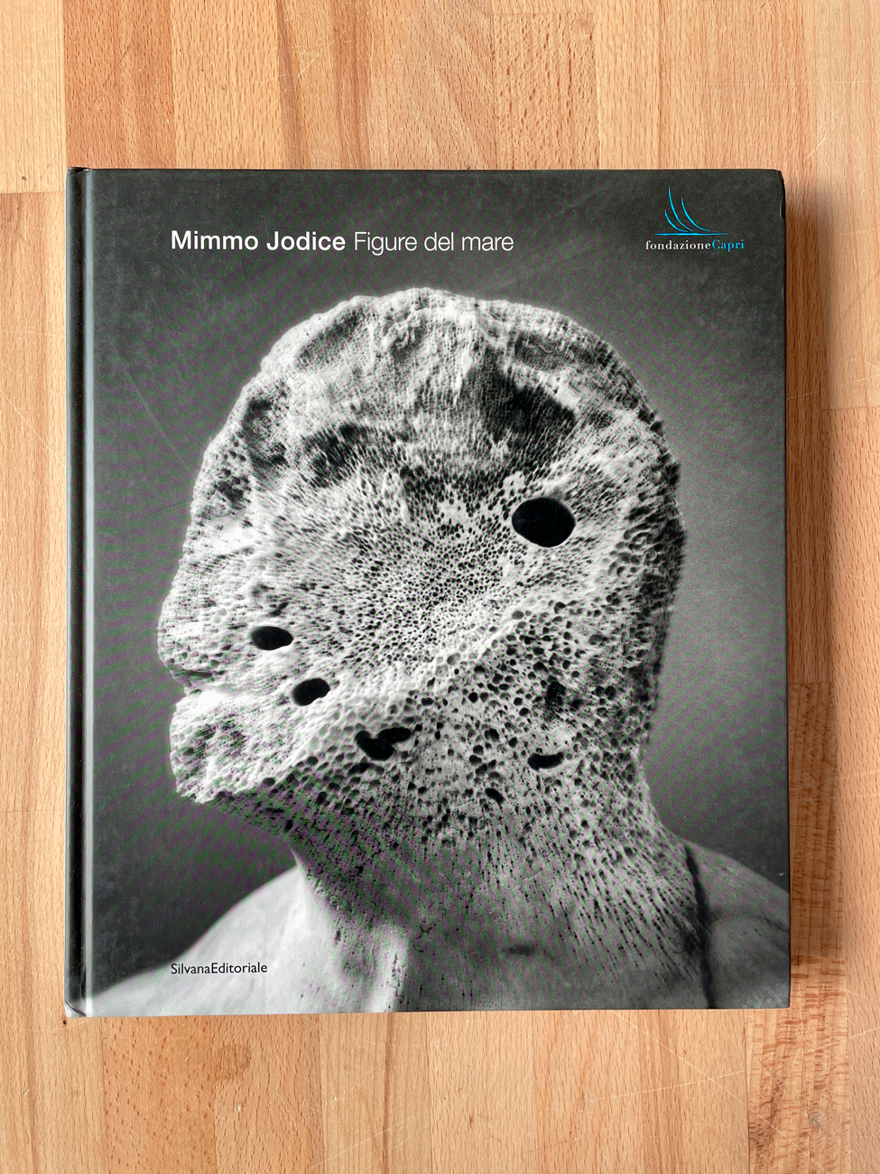 CATALOGHI AUTOGRAFATI (MIMMO JODICE) - Mimmo Jodice. Figure del mare, 2010