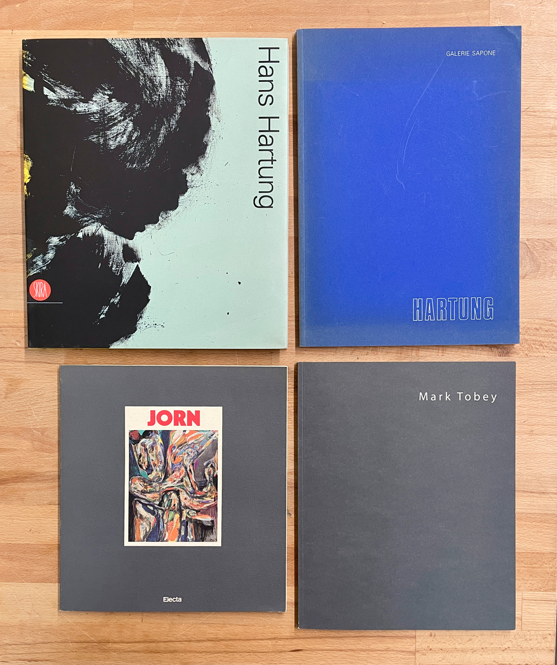 HANS HARTUNG, MARK TOBEY E ASGER JORN - Lotto unico di 4 cataloghi