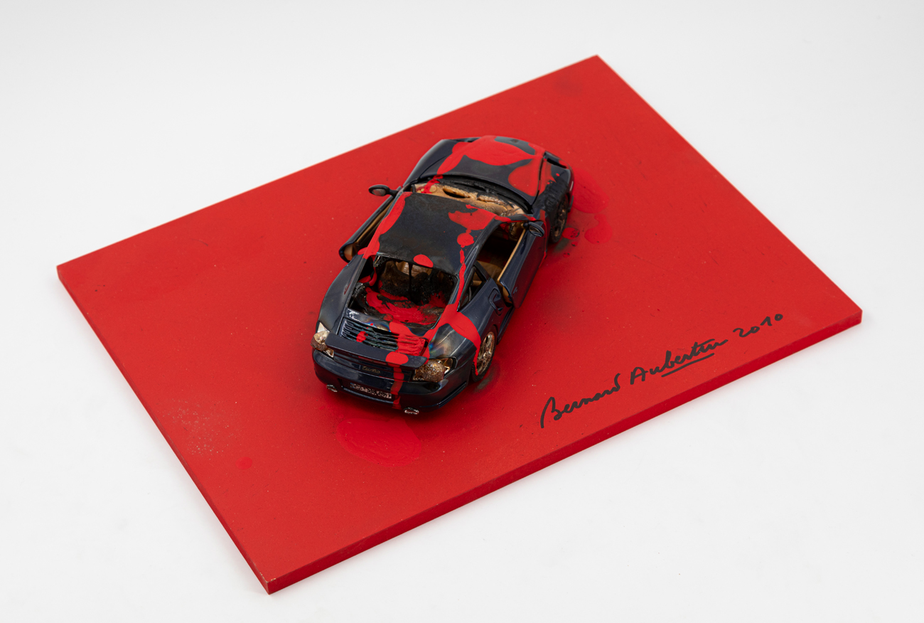 BERNARD AUBERTIN (1934-2015) - Voiture brulée, 2010