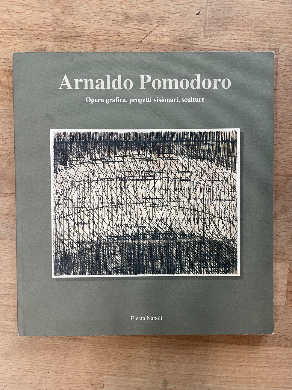 MONOGRAFIE DI ARTE GRAFICA (ARNALDO POMODORO) - Arnaldo Pomodoro. Opera grafica, progetti visionari, sculture, 1997