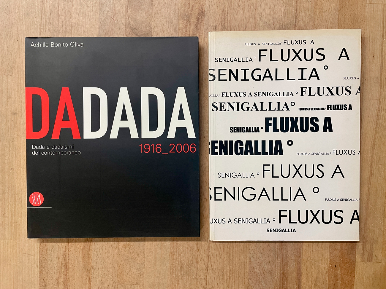 FLUXUS E DADA - Lotto unico di 2 cataloghi