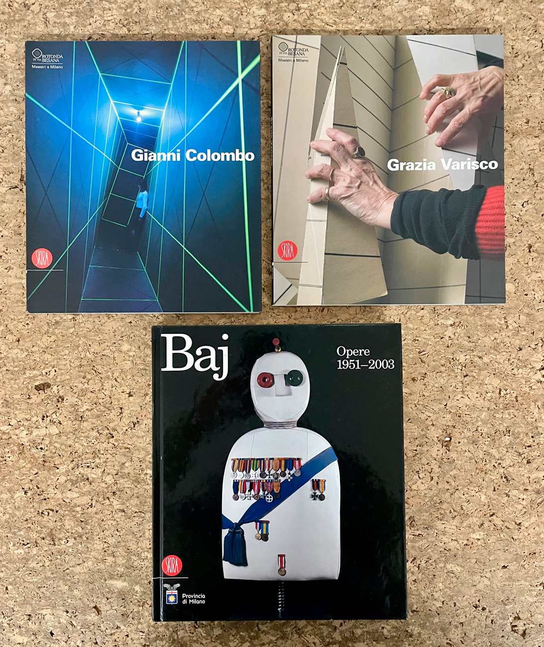 ENRICO BAJ, GIANNI COLOMBO E GRAZIA VARISCO - Lotto unico di 3 cataloghi