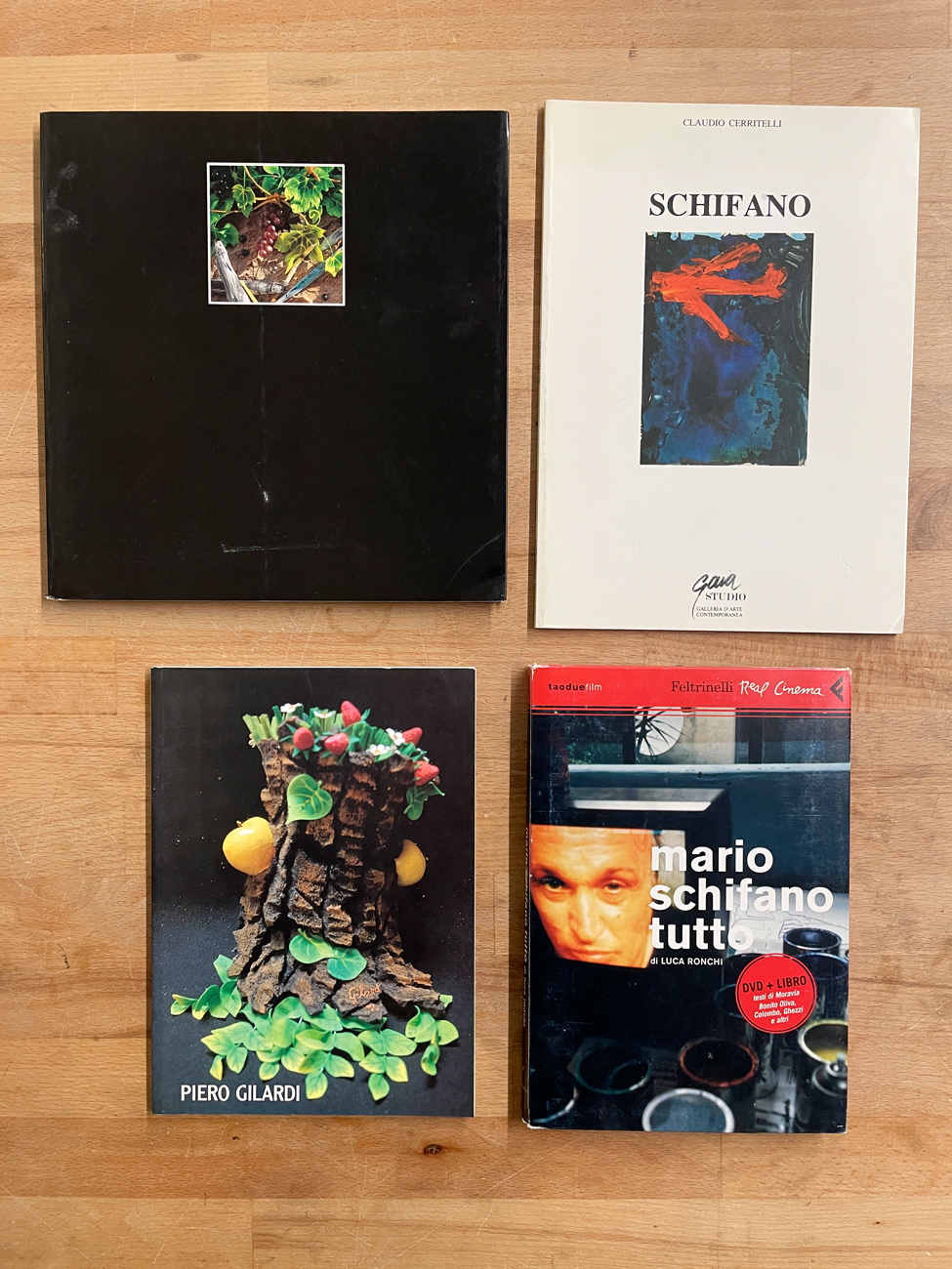 MARIO SCHIFANO E PIERO GILARDI - Lotto unico di 4 cataloghi