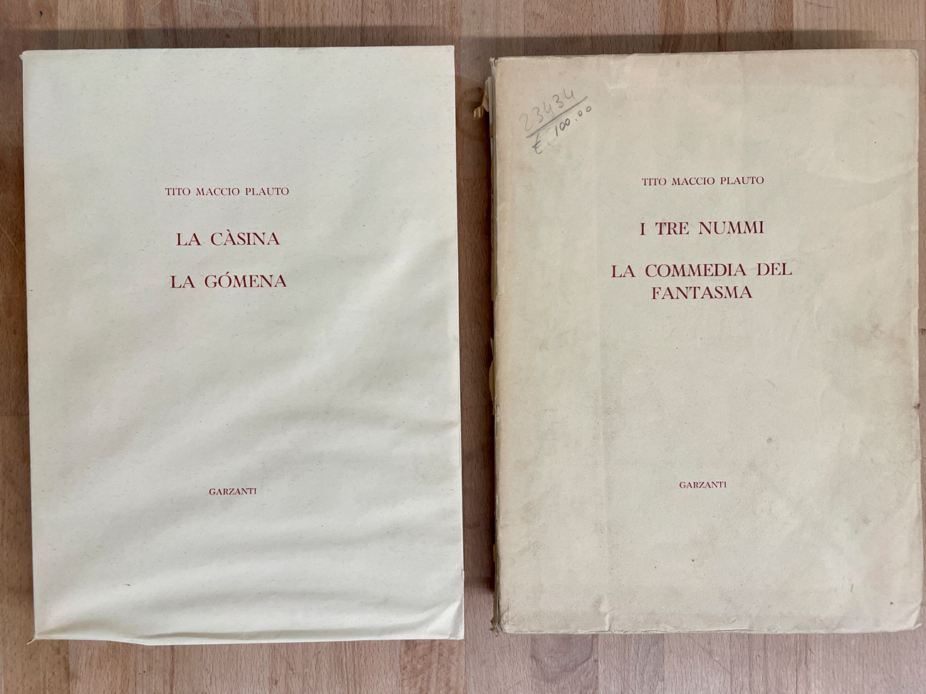 EDIZIONI D'ARTE (GIORGIO DE CHIRICO) - Lotto unico di 2 edizioni illustrate