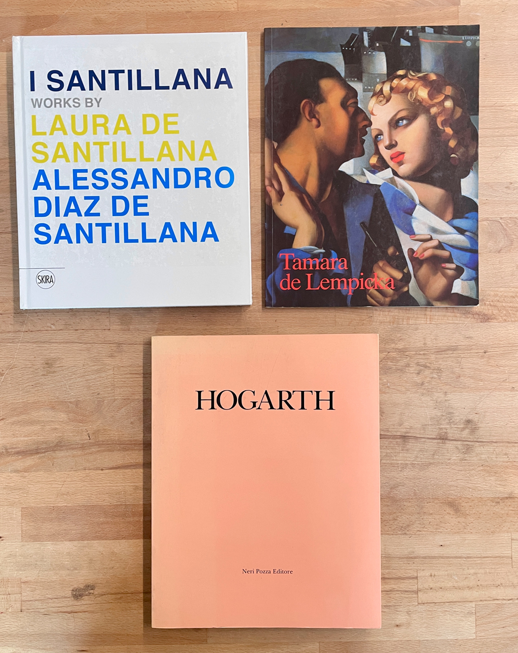 HOGARTH, TAMARA DE LEMPICKA E I SANTILLANA - Lotto unico di 3 cataloghi