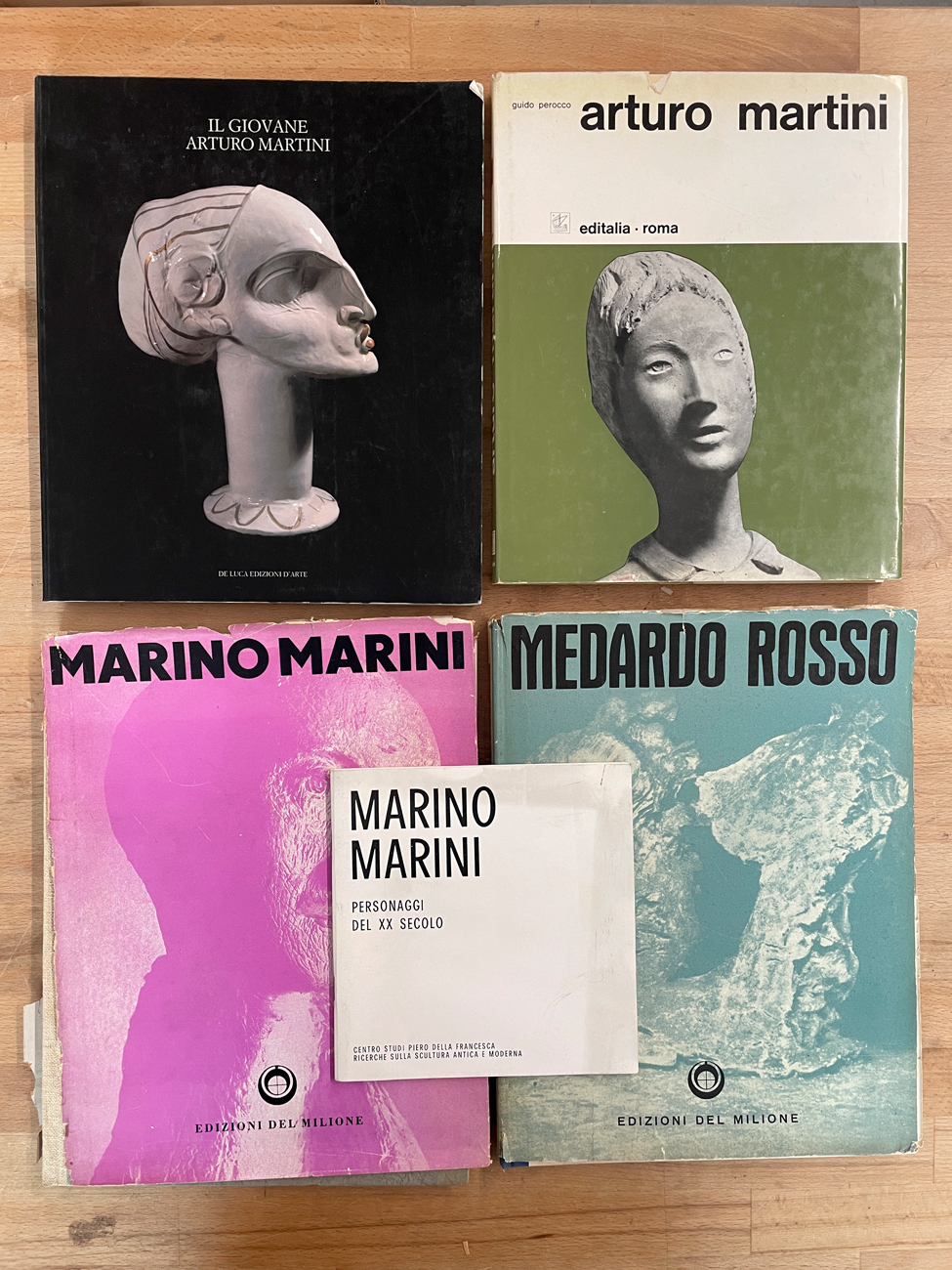 SCULTURA ITALIANA DEL DOPOGUERRA (MARINO MARINI, MEDARDO ROSSO E ARTURO MARTINI) - Lotto unico di 5 cataloghi