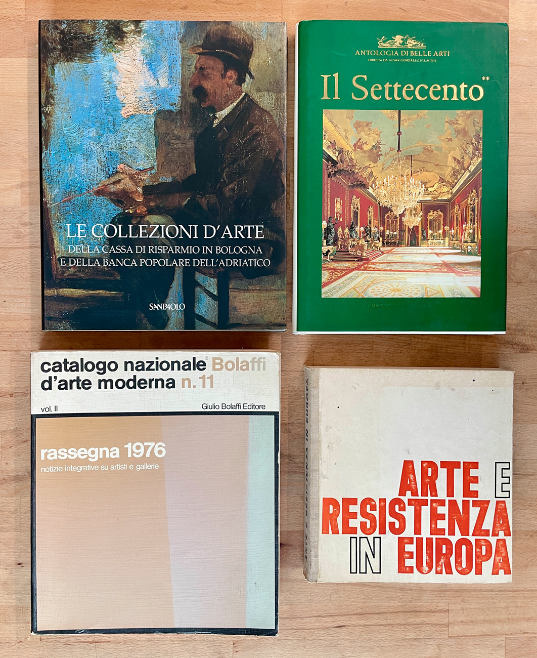 MANUALI D'ARTE - Lotto unico di 4 cataloghi