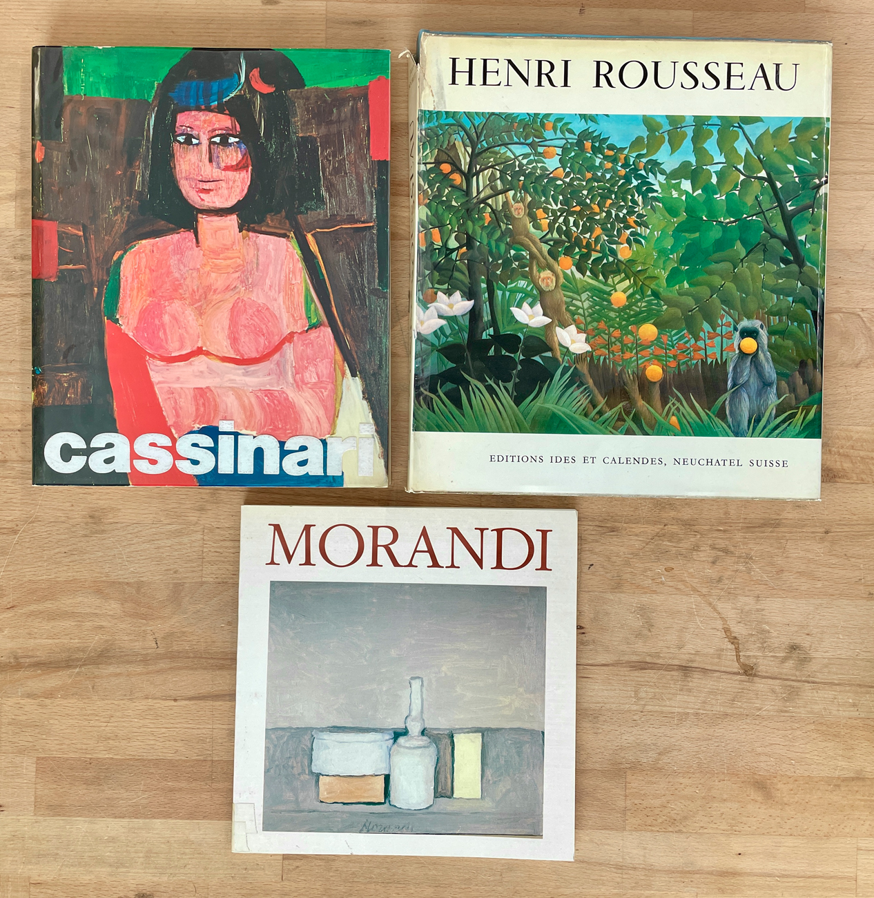 HENRI ROUSSEAU, BRUNO CASSINARI E GIORGIO MORANDI - Lotto unico di 3 cataloghi
