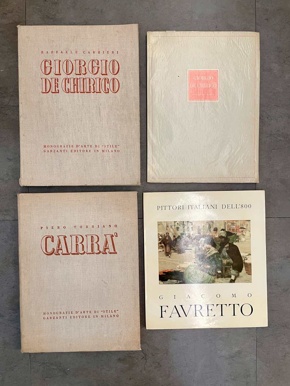 CARLO CARRÀ, GIORGIO DE CHIRICO E GIACOMO FAVRETTO - Lotto unico di 4 cataloghi