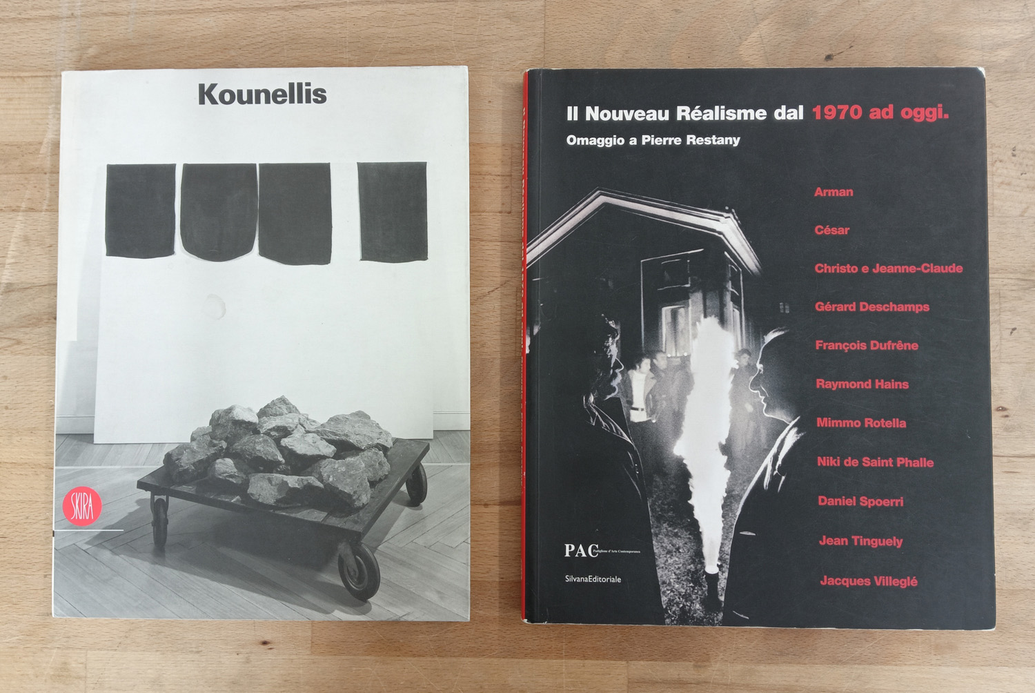 JANNIS KOUNELLIS E NOUVEAU RÉALISME - Lotto unico di 2 cataloghi