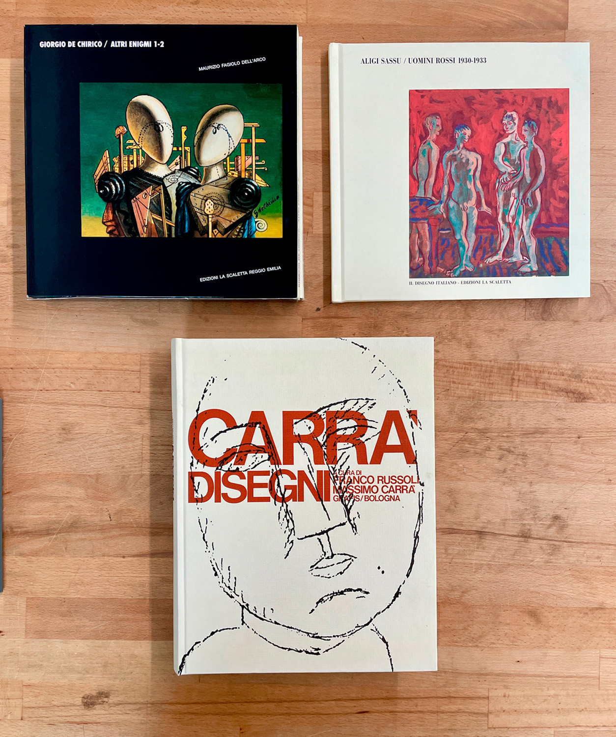 CARLO CARRÀ, GIORGIO DE CHIRICO E ALIGI SASSU - Lotto unico di 3 cataloghi