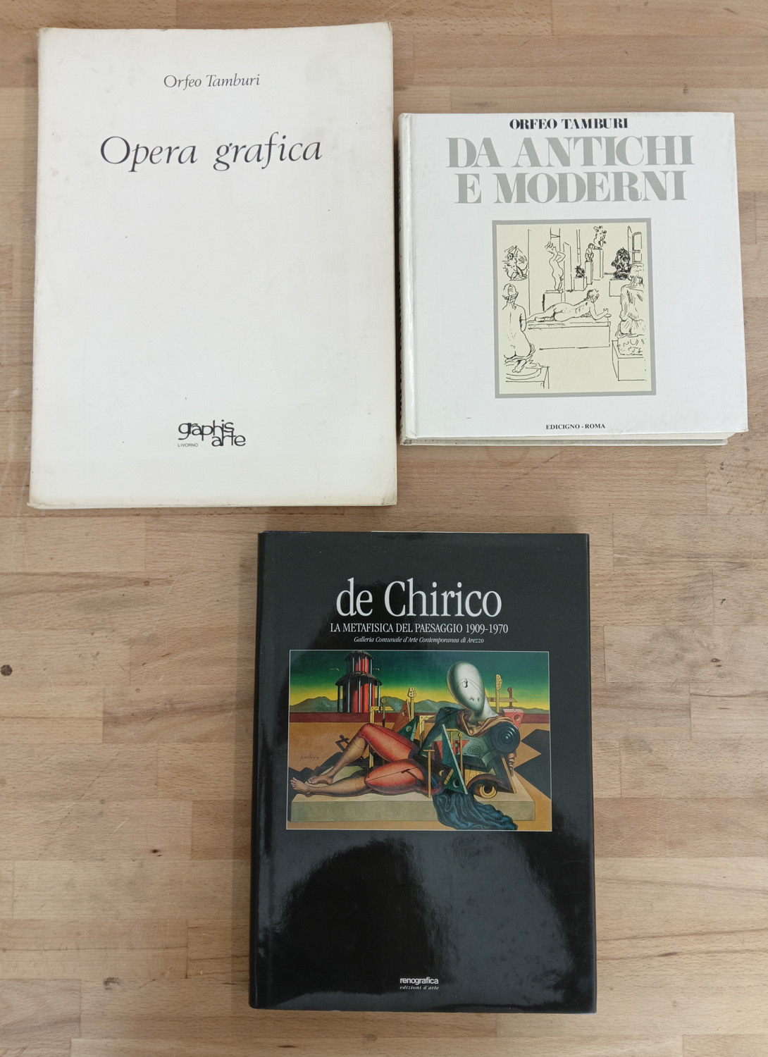 ORFEO TAMBURI E GIORGIO DE CHIRICO - Lotto unico di 3 cataloghi