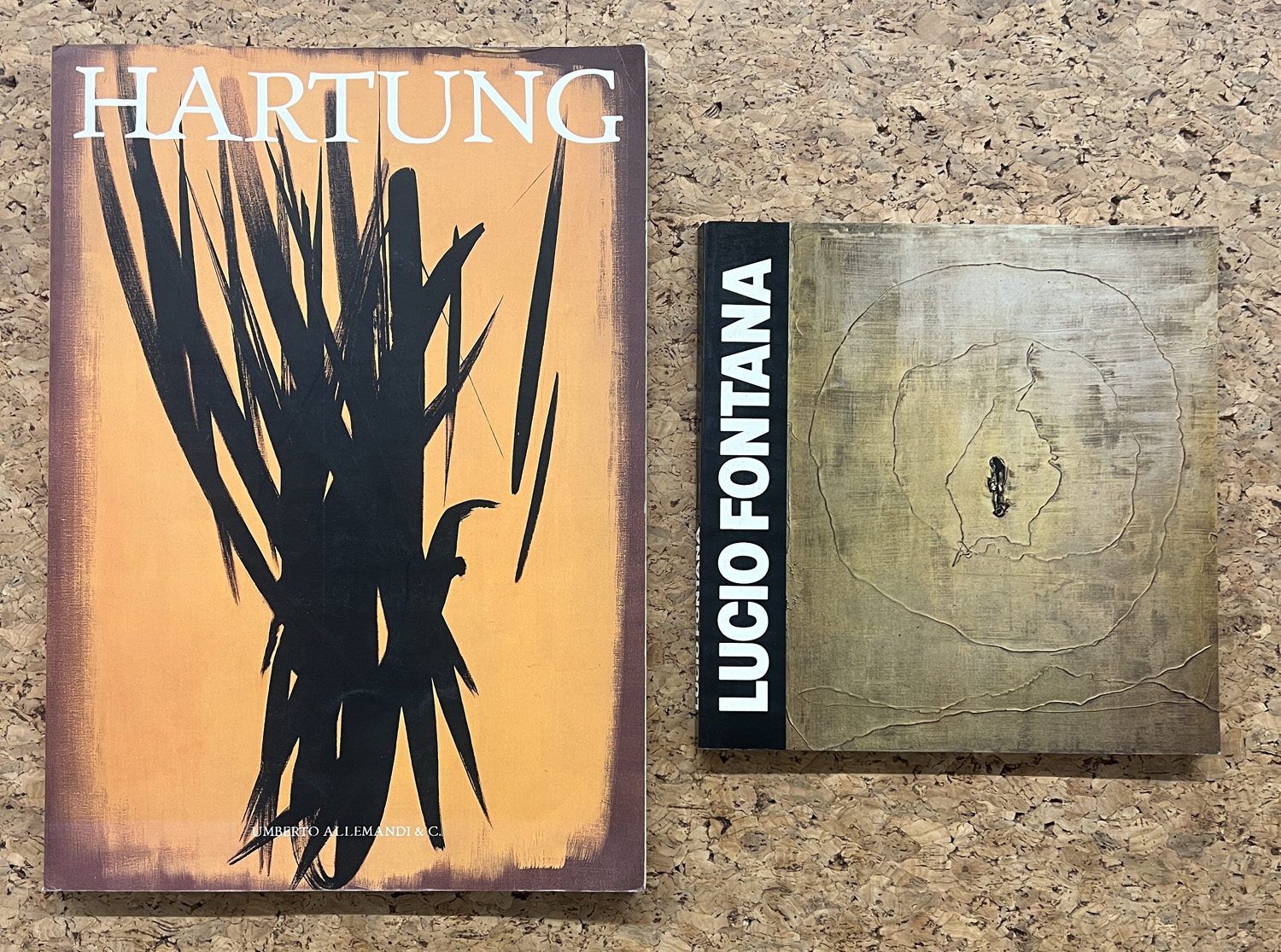 HANS HARTUNG E LUCIO FONTANA - Lotto unico di 2 cataloghi