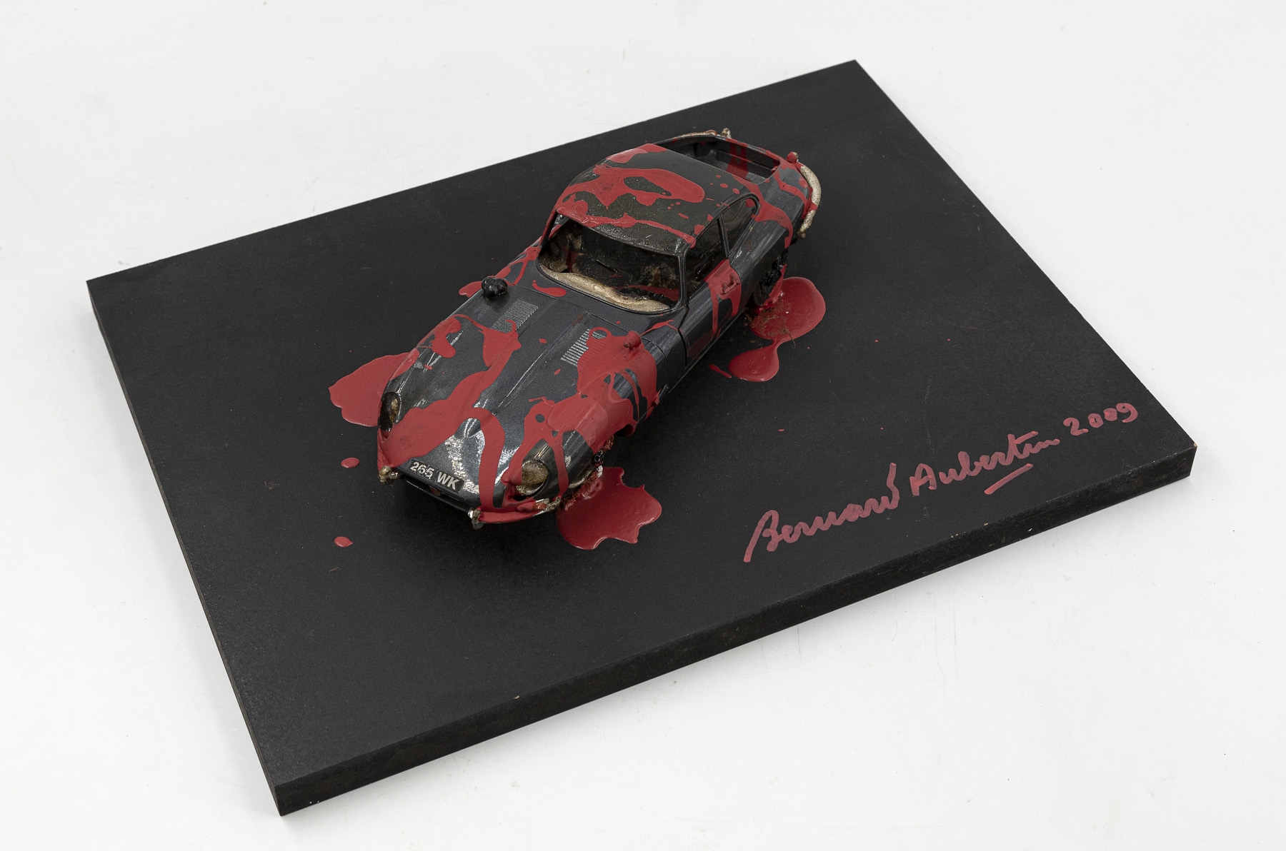BERNARD AUBERTIN (1934-2015)  -Voiture brulée, 2009