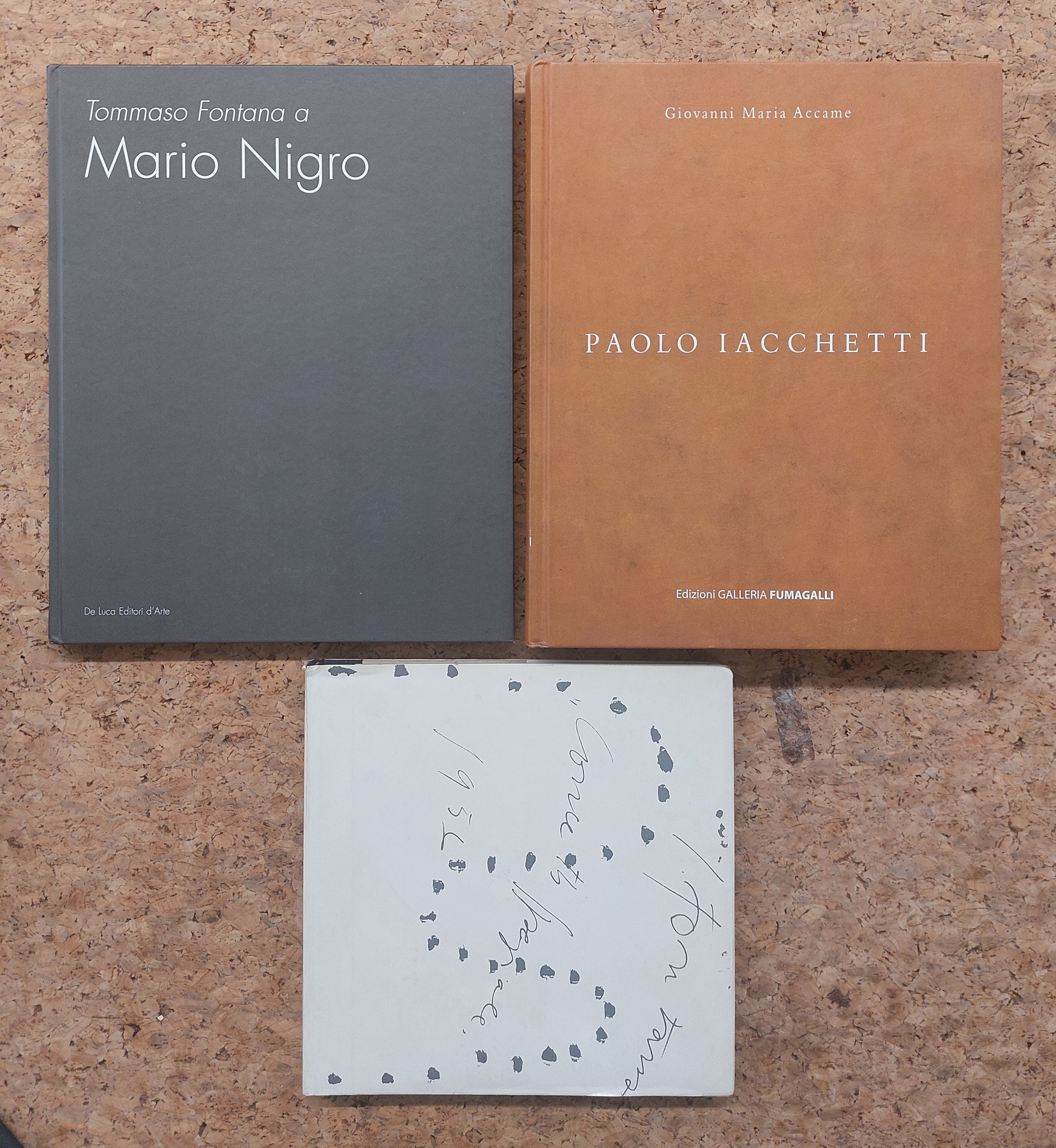 LUCIO FONTANA, MARIO NIGRO E PAOLO IACCHETTI
- Lotto unico di 3 cataloghi: